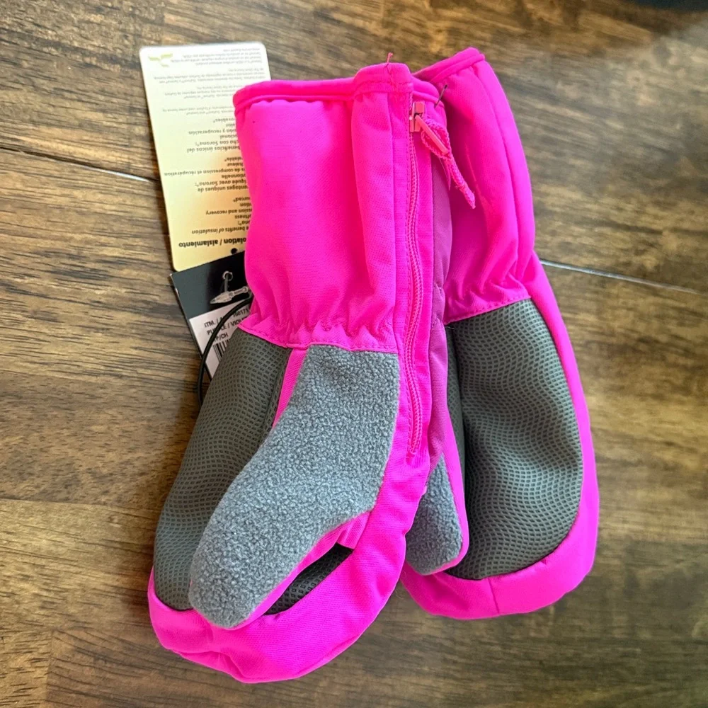 Head Fuchsia and Magenta Mittens